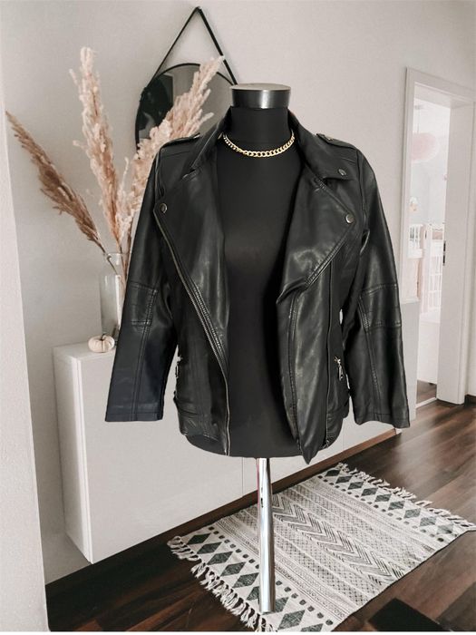 Geaca jacheta piele neagra imblanita complet