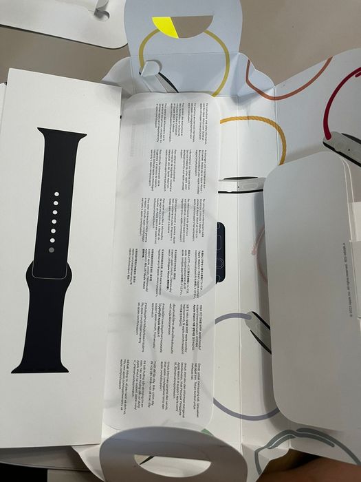 Apple Watch SE (2023), GPS, Cellular, Carcasa Midnight Aluminium 44mm, Midnight Sport Band - M/L

 4.92