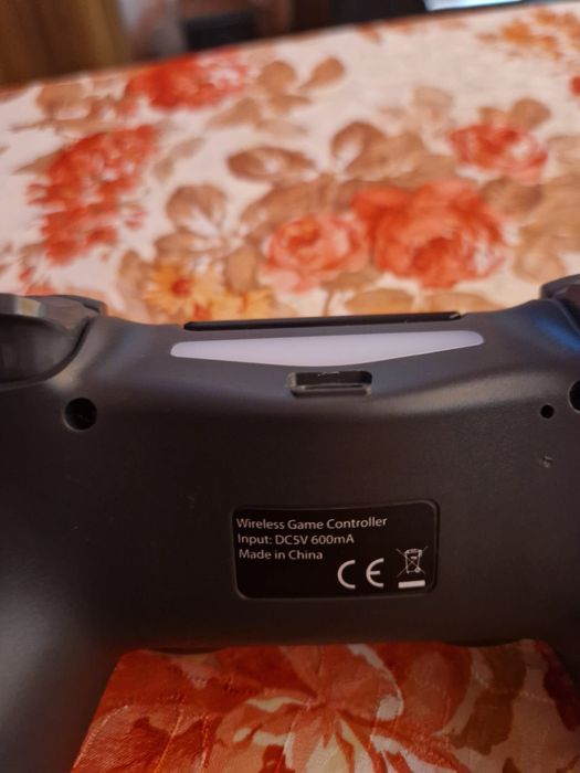 Controller Wireless compatibil PS4 / PC - Pentru piese (Buton L1 defect)