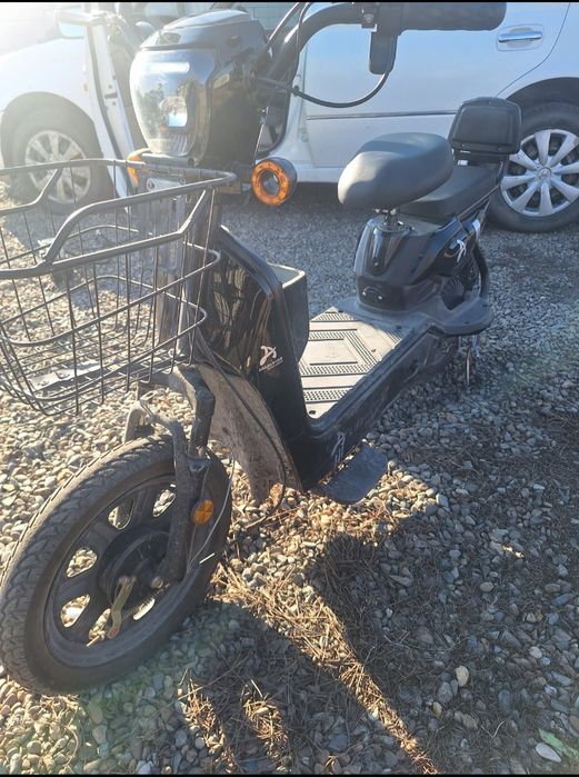 Электроскутер Amanat x10