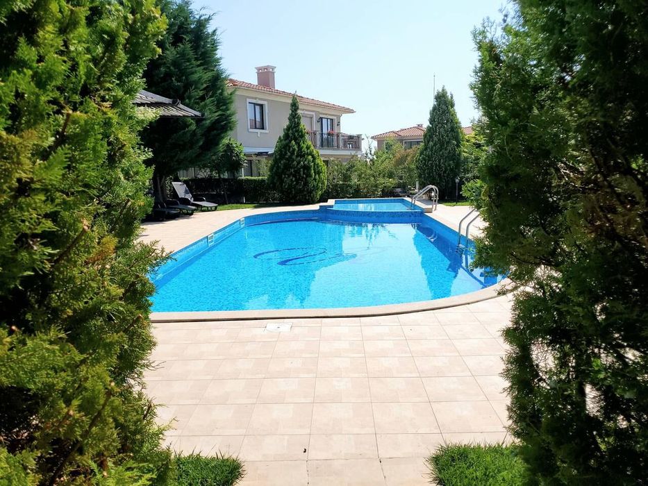 Дава се под наем Къща в Бургас, Сарафово - 135 кв.м за 1224 € - Снимка #7