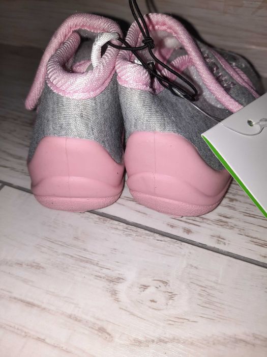 Детски пантофки 21 нови