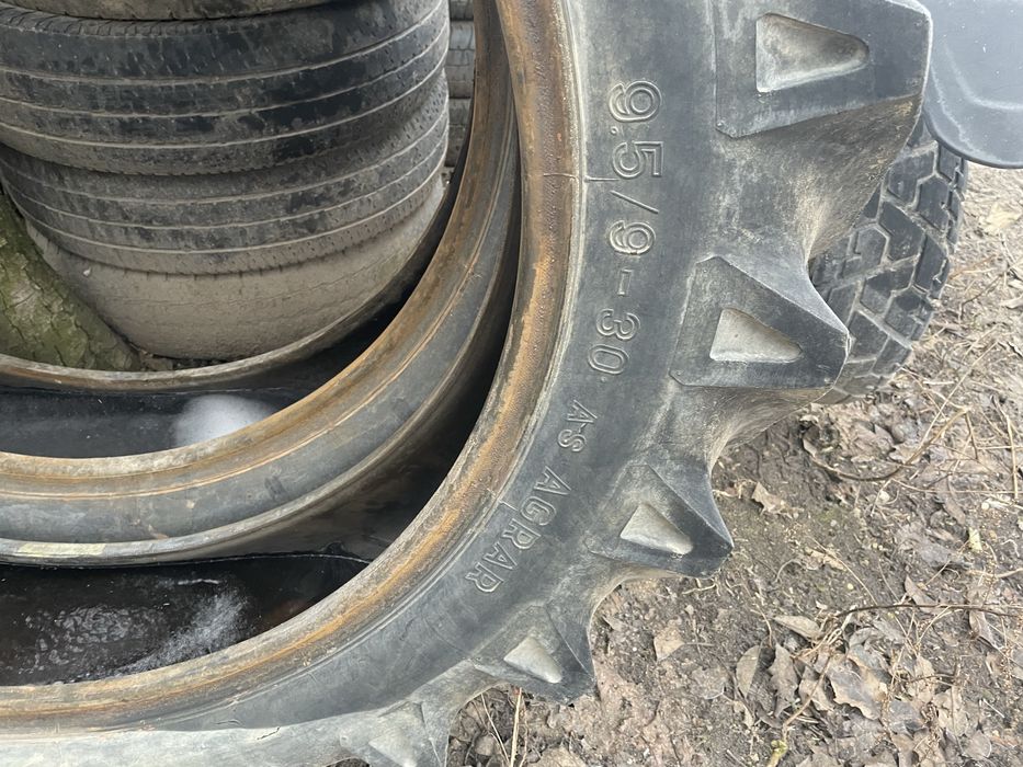 Cauciuc/anvelopa tractor