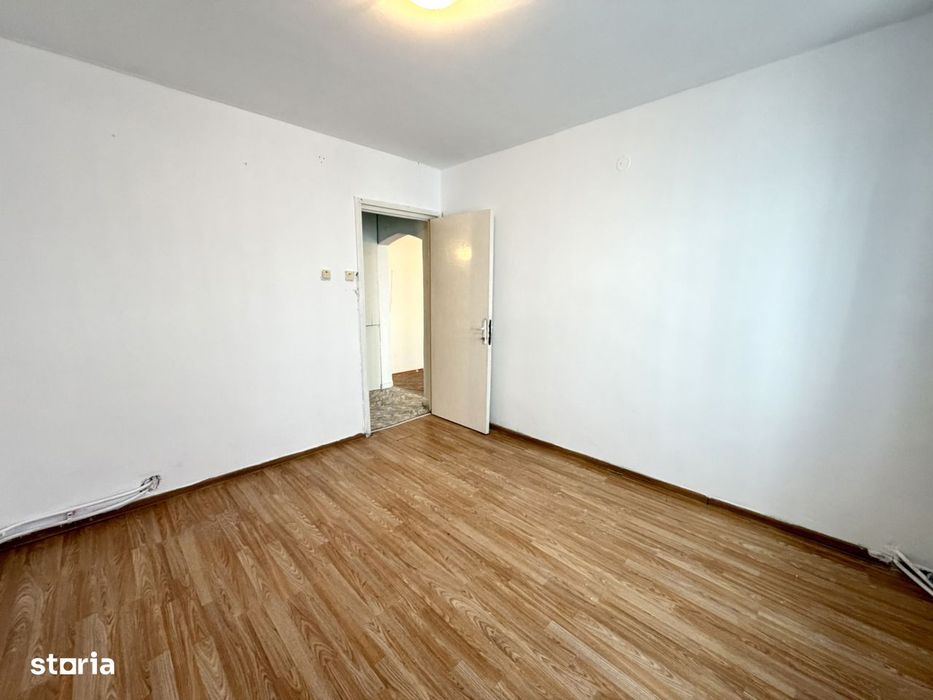 3 camere, 57 mp, et 3 Miron Costin — fotografia 3