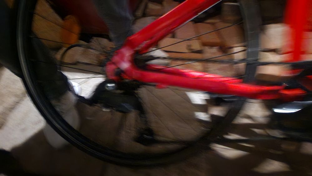 Vând Bicicletă Șosea Triban (Decathlon) – Stare Ca Nouă