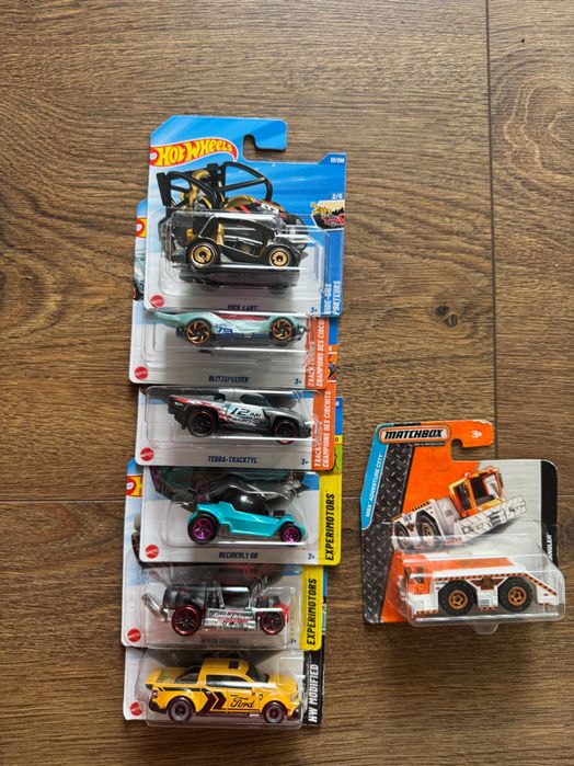 Match box и Hot wheels метални колички