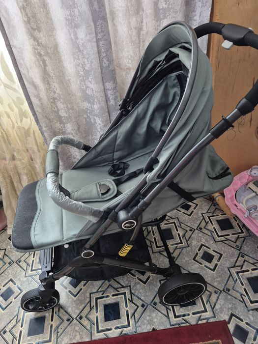 Продам коляску за 25 тыс состояние хорошее