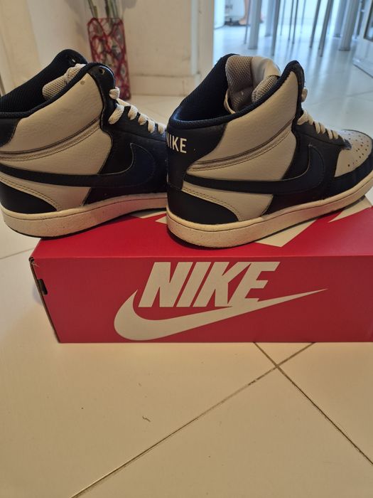 Маратонки NIKE номер 41