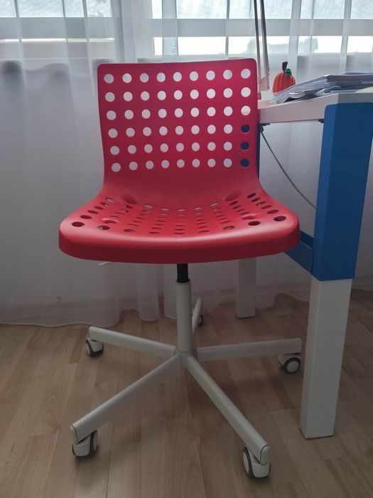 Стол въртящ Икеа