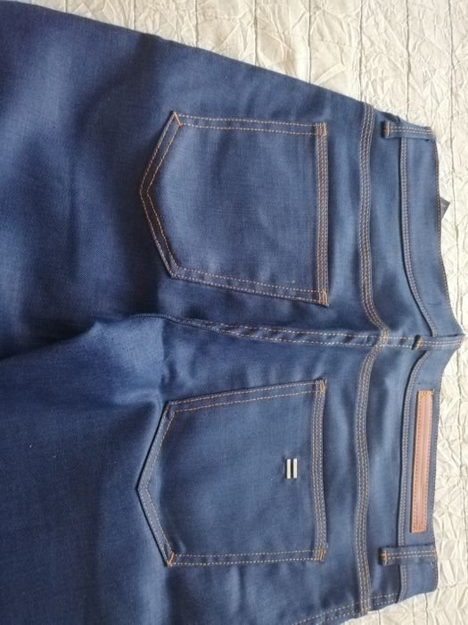 Мъжки дънки на Zara