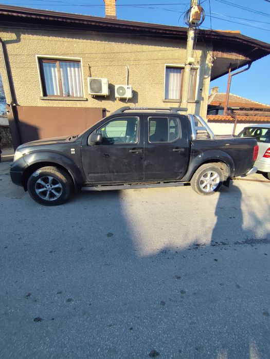 Nissan Navara ADVENTURE  4x4 -2.5DCI-174кс-2006г
2.5DCI -174кс
ADVENTU
