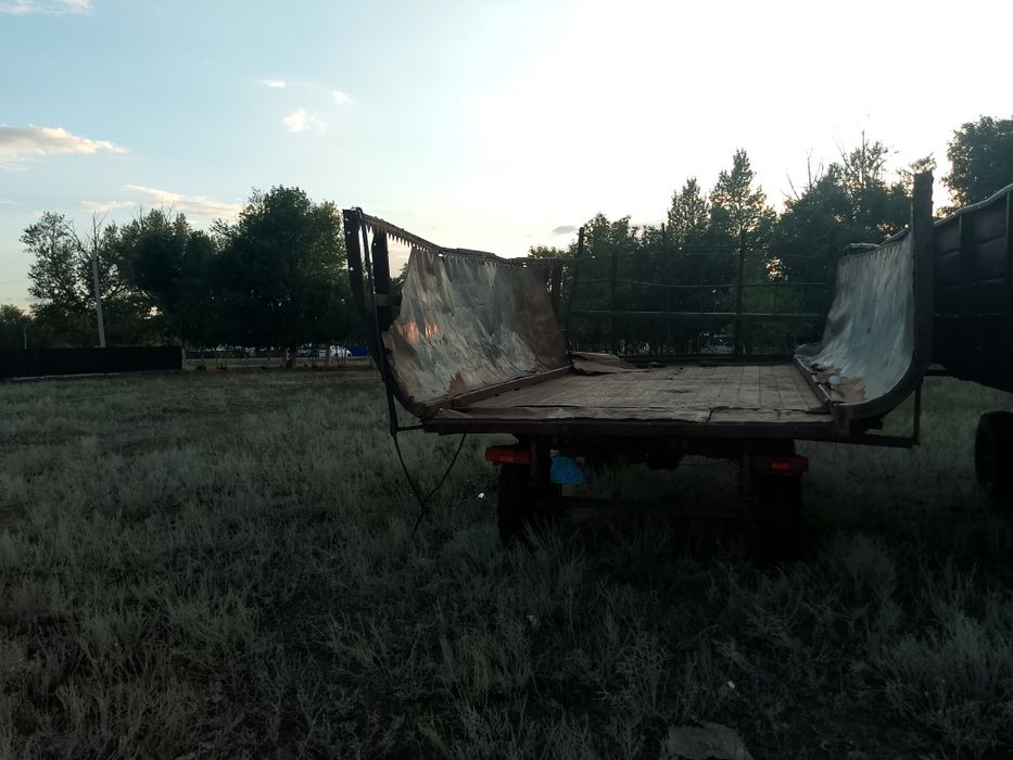 Трактор 82 прецеп косилка граблия толкай