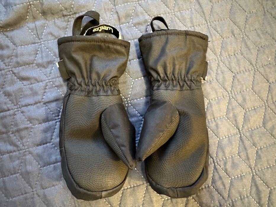 Manusi Wedze, 2-4 ani