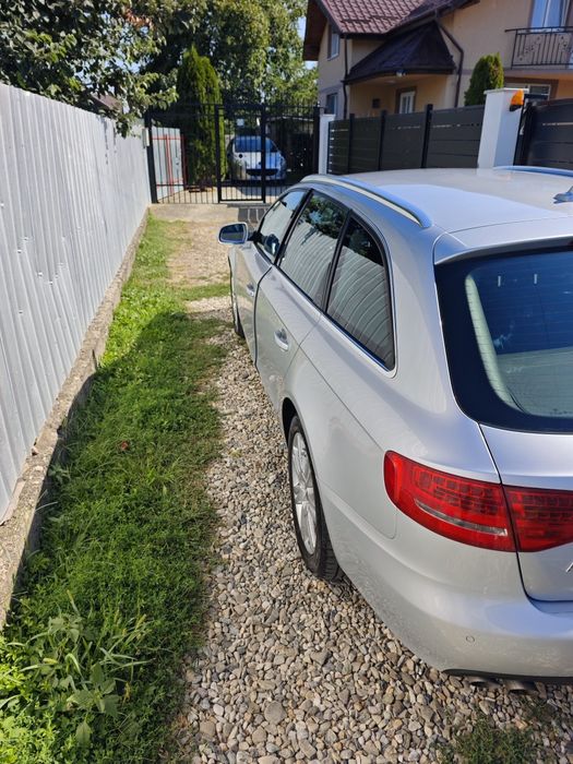 Vând Audi A4  2012