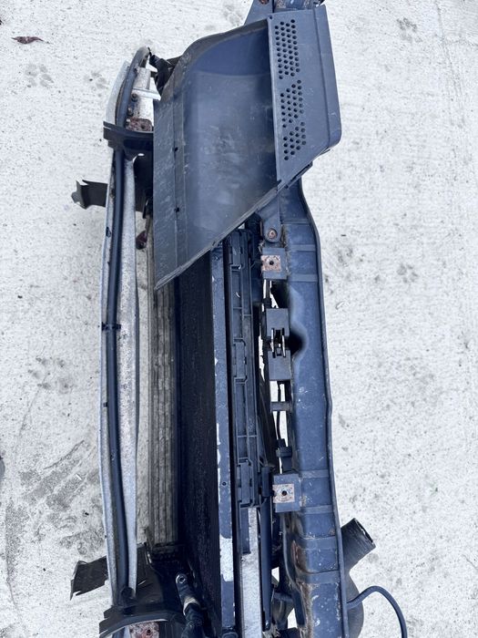 Trager calandru complet Audi A4 B8 8K0805594J 2.0d