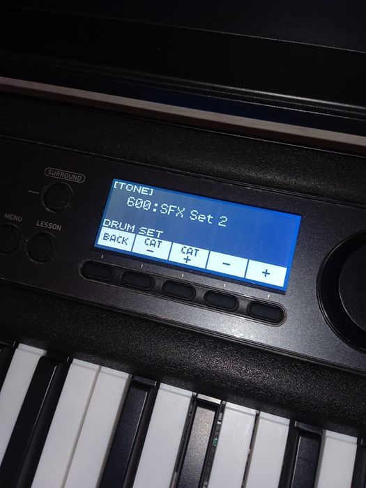 Синтезатор Casio LK-S450