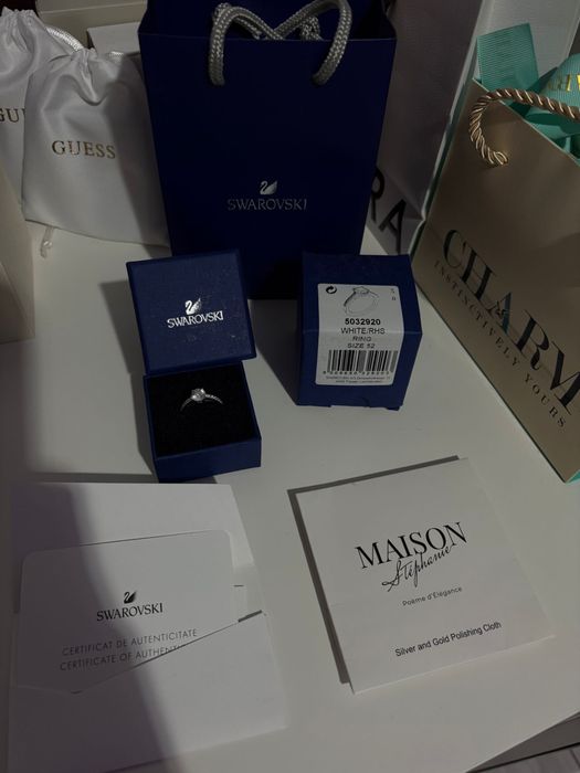 Inel Swarovski, certificat de autenticitate!