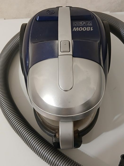 Продаю пылесосы мощные