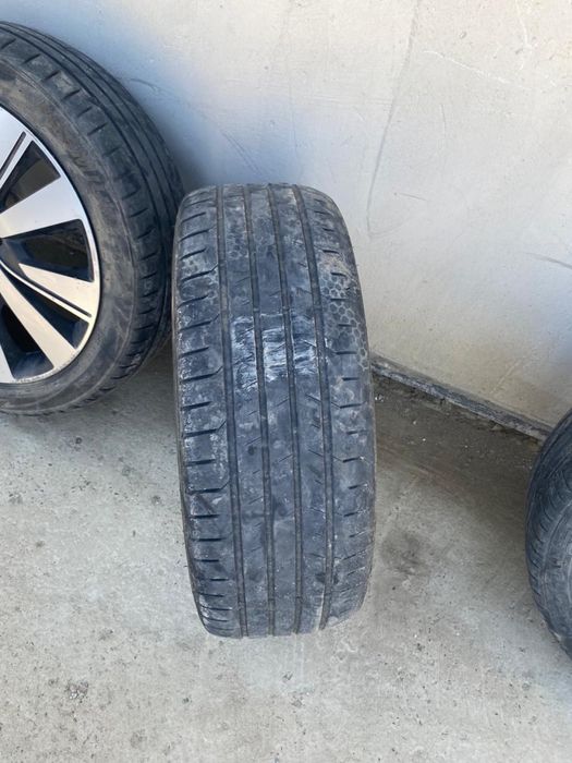 Покрышка с диском 245/45/19