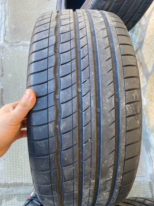 4бр. Летни гуми MOMO 235/45 R17