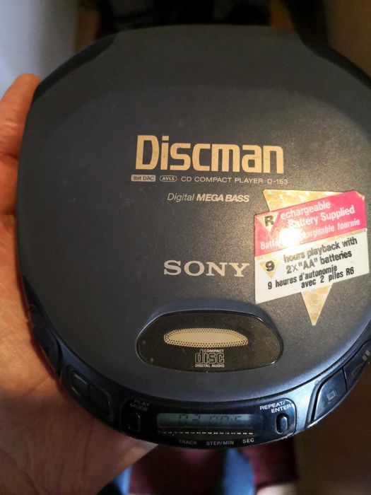 Дискмен Sony D-153