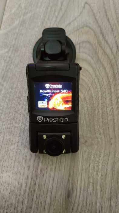 Camera auto DVR Prestigio RoadRunner 540 FullHD cu card de 16GB