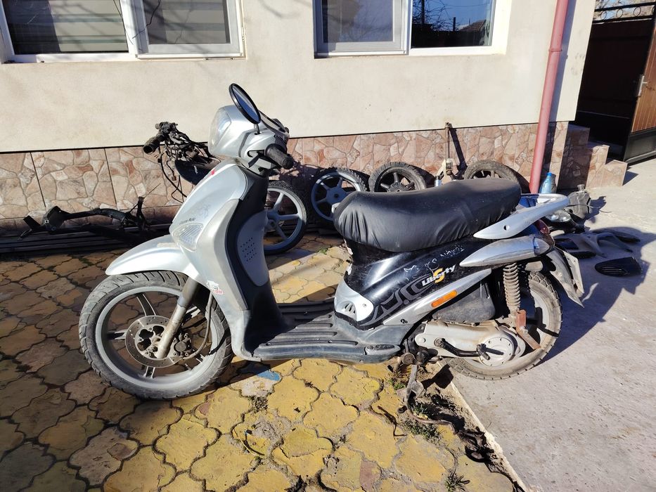 Cadru cu acte Piaggio Liberty, carte RAR, ITP, fiscal