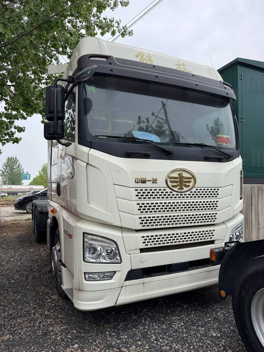 FAW JH6 Тягач (Без пробег)