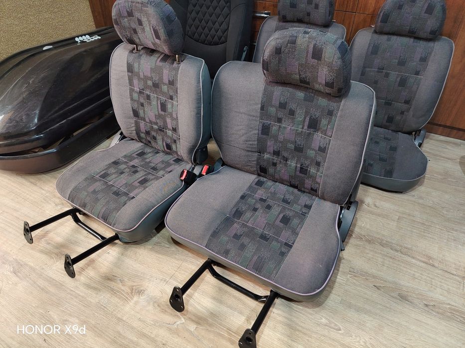 Damas oldi o'rta sidena