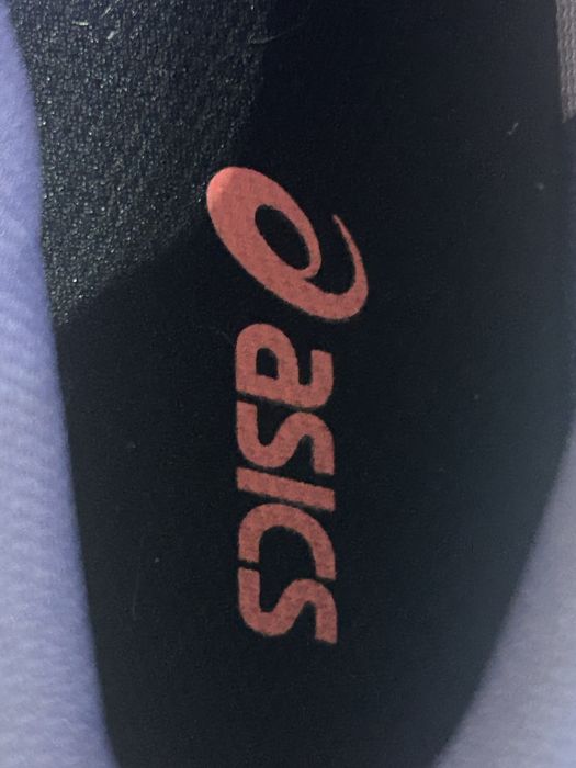 Asics-Дамски маратонки