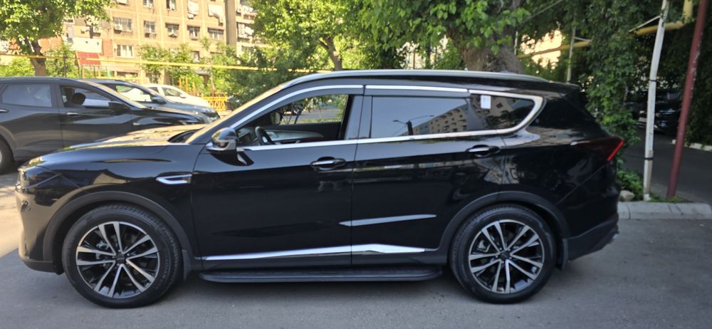 JETOUR X70 PLUS2023 год | 1.6 Turbo | Чёрныйрный цвет