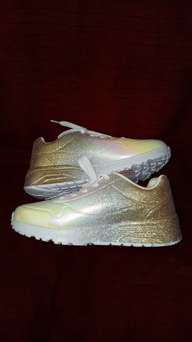Из США, женские кроссовки Skechers Street™ Uno Lite.