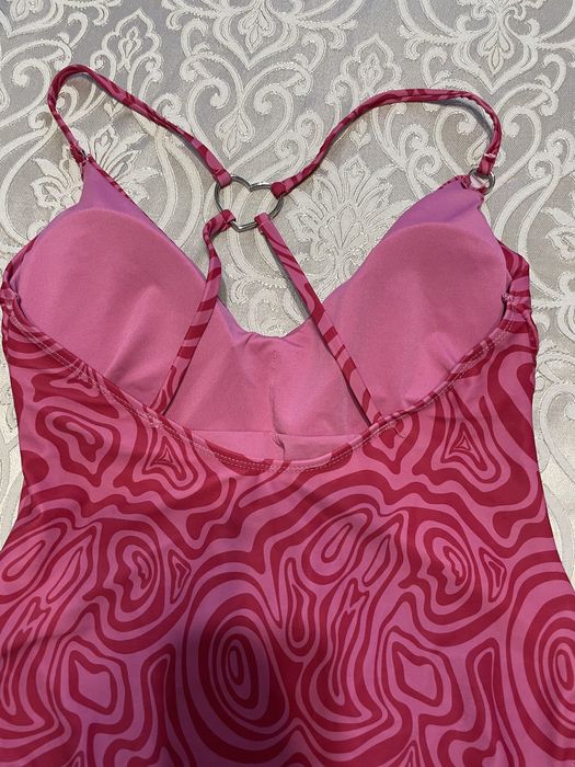 Продам купальник