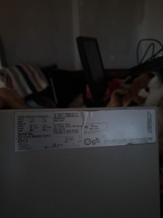 Vand PC Futjitu windows 7 pro