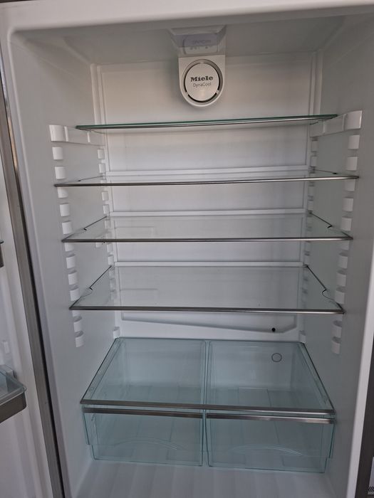 Хладилник с фризер Miele
