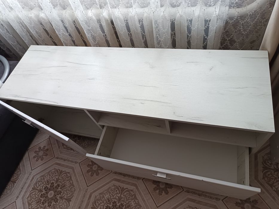 Продаётся тумба в отличном состоянии.