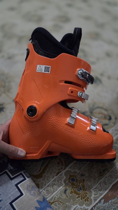 Лыжная Ботинка 22.5 или 265мм  (Италия