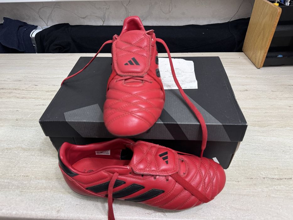 Продам футбольные бутсы