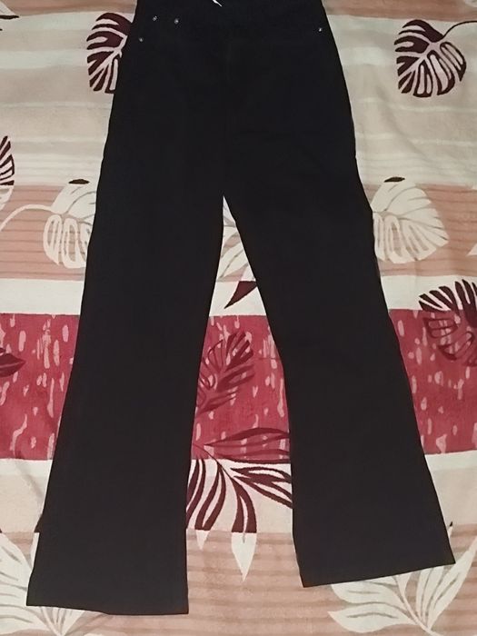 Продам Flared jeans