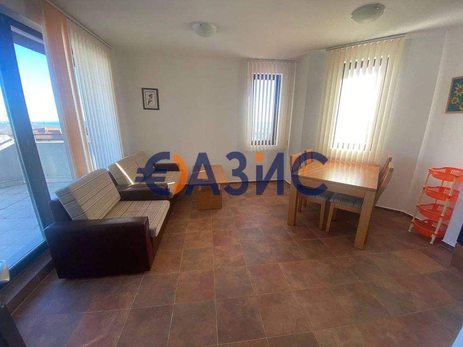 Продава се Двустаен апартамент в с. Кошарица, Област Бургас - 71 кв.м за 464 €/кв.м - Снимка #2