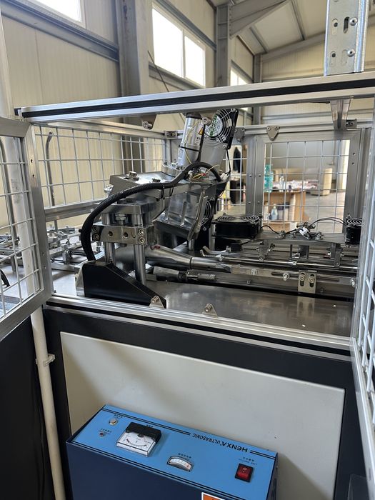 MB-C 12 Linie productie pahare carton 7oz  folosita foarte putin