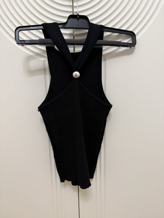 Продам топы и футболки