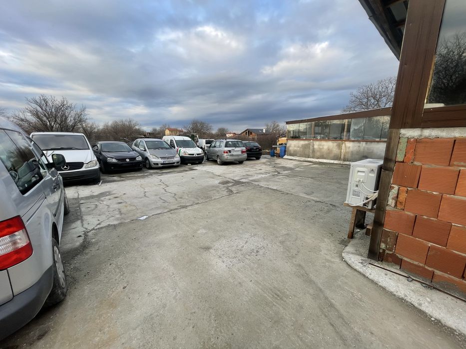 Давам халета помещения поднаем за складове или сервизи