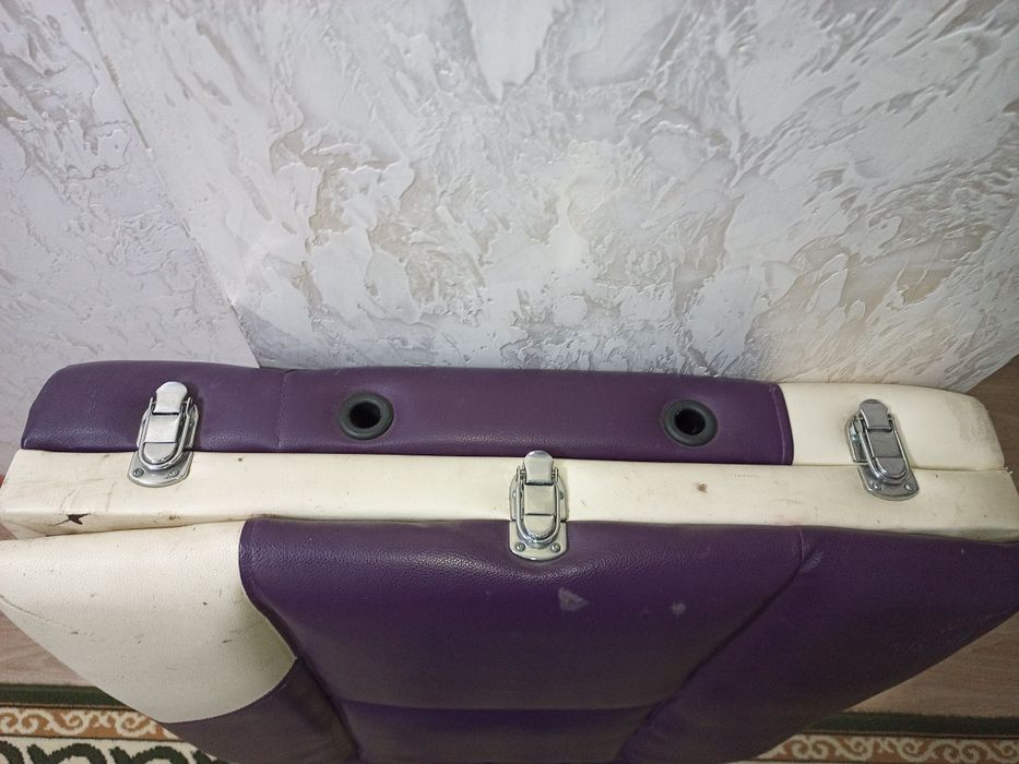 Кушетка для парикмахерской