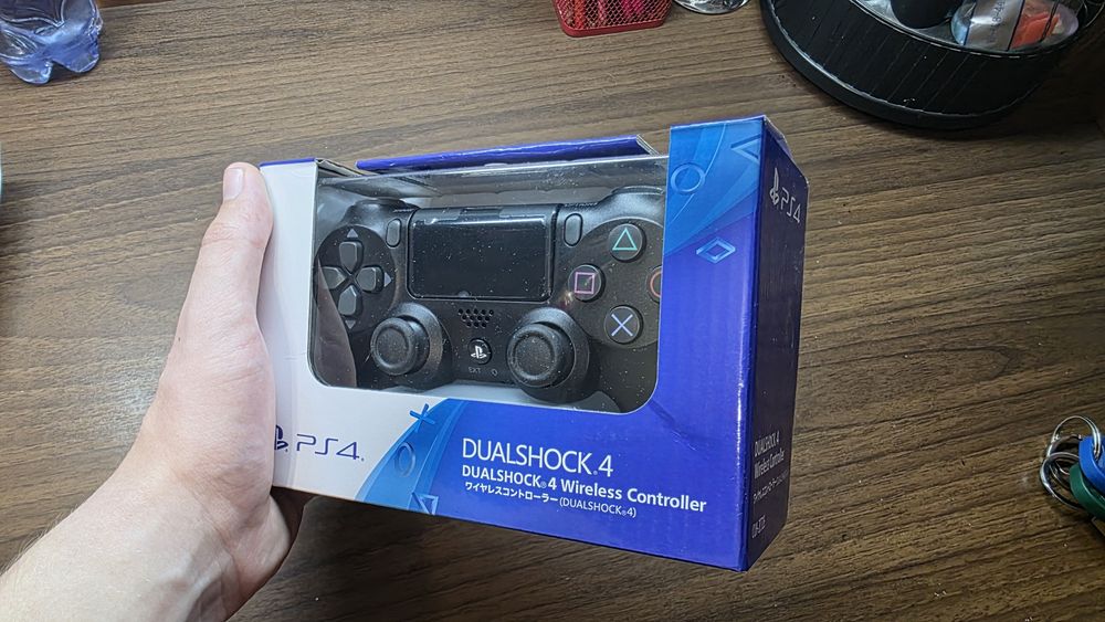 Dualshok 4 геймпад