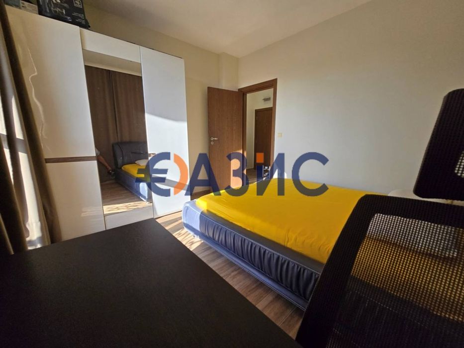 Продава се Тристаен апартамент в с. Равда, Област Бургас - 67 кв.м за 1269 €/кв.м - Снимка #12