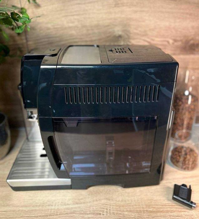Kофемашина DeLonghi Dinamica ECAM353.75.B