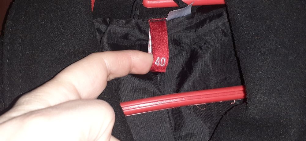 Късо дамско палто