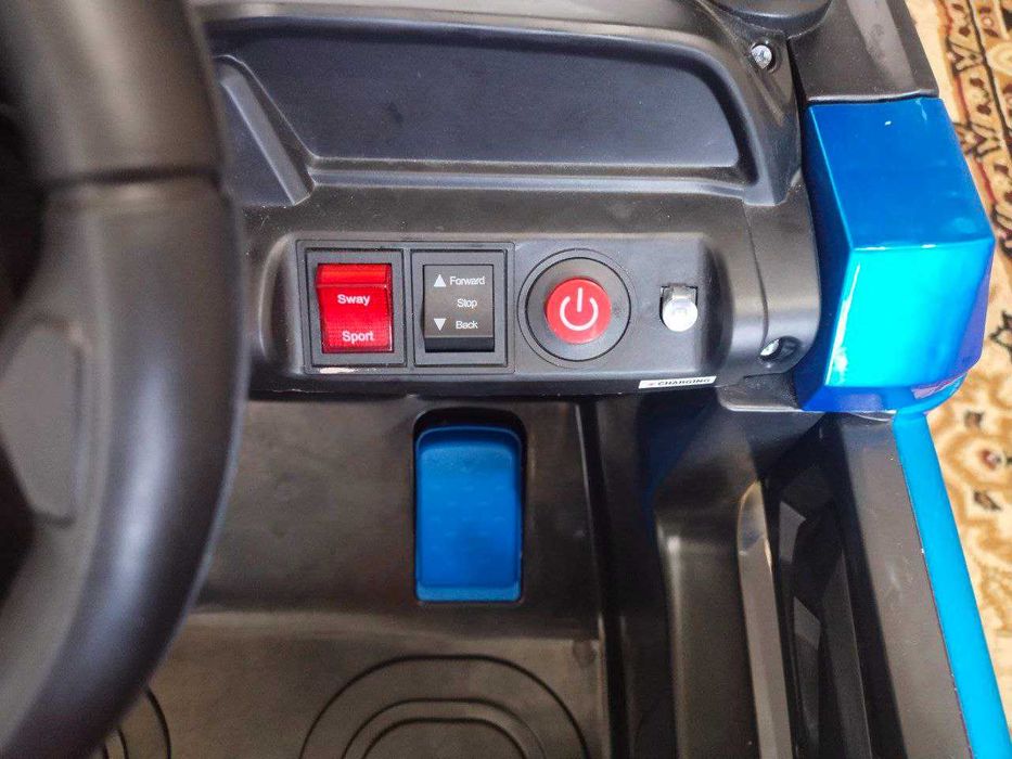 Bolalar moshinasi (elektromobil)