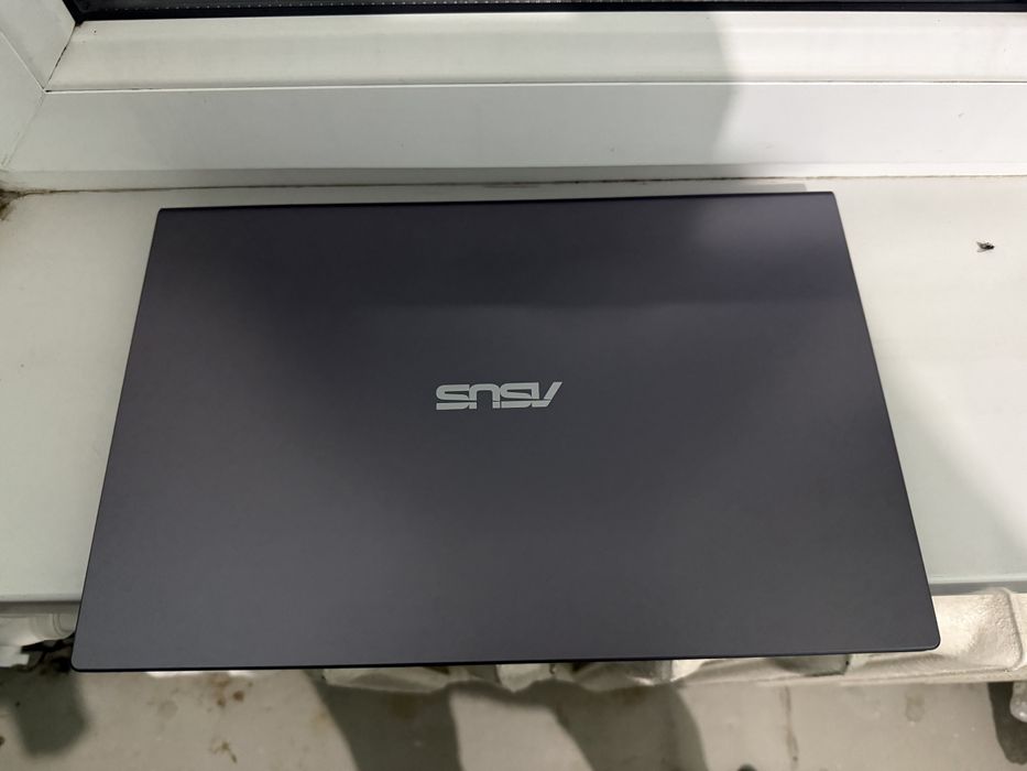 Ноутбук "Asus i7 16GB SSD 512GB”